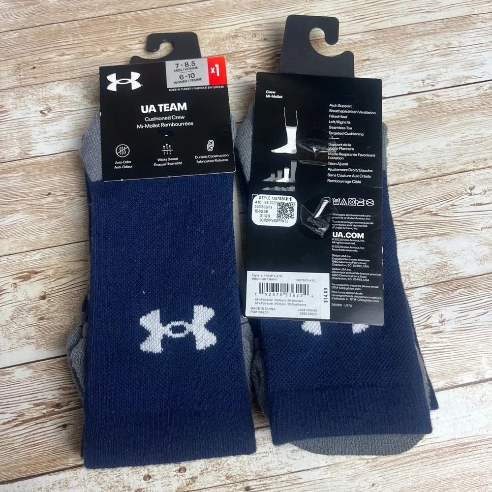 2 Under Armour UA Team Cushioned Crew Socks Navy Grey Men Women Size 7-8.5 6-10‎